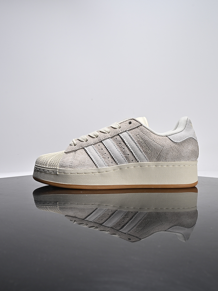 Adidas Originals Superstar XLG 4