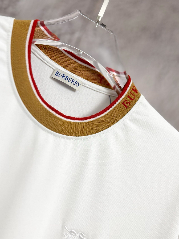 Polera Burberry 4