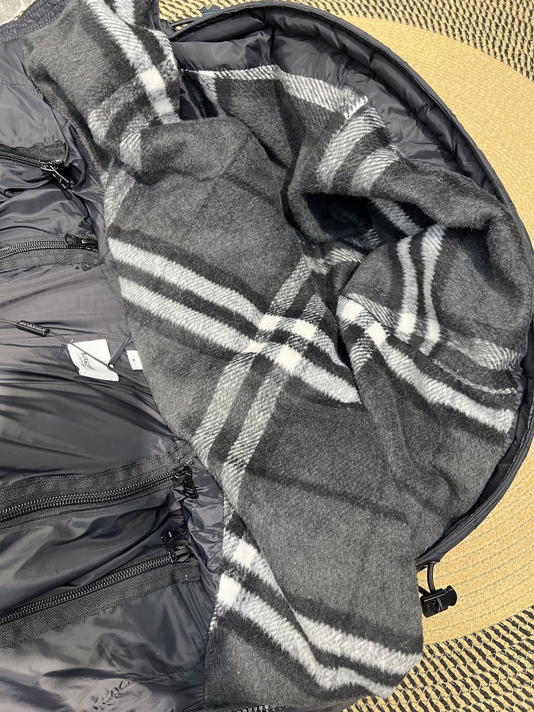 Chaqueta Burberry Fahion Down Series 5