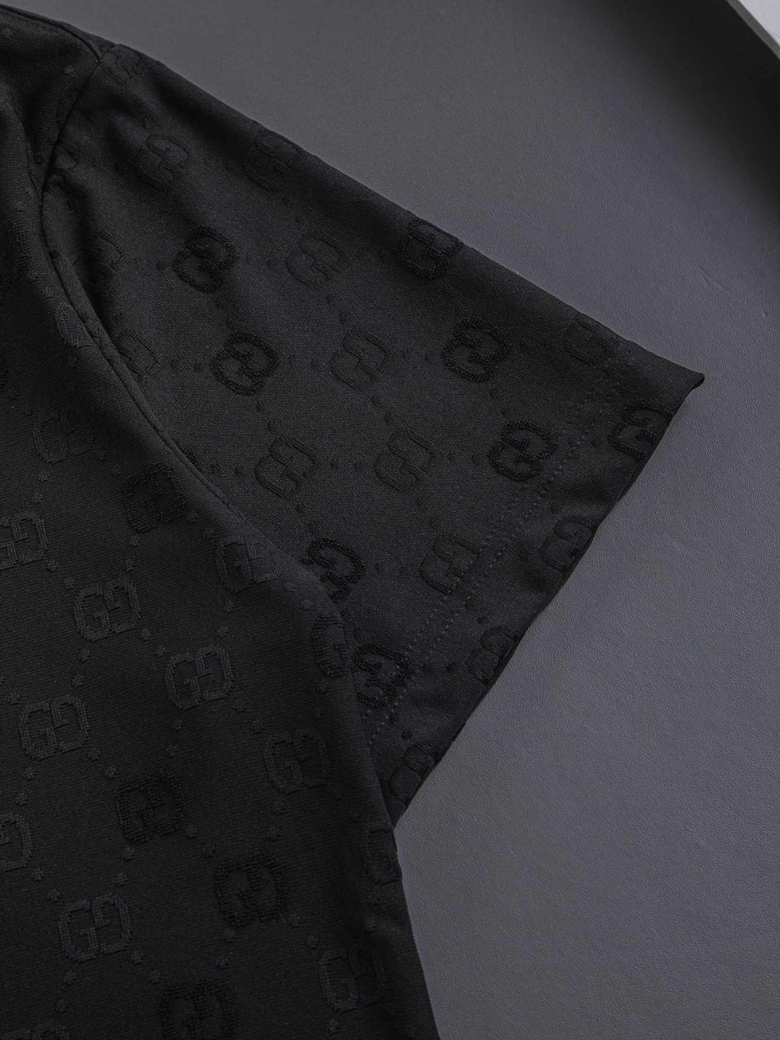 Polera Gucci sin Logo 6