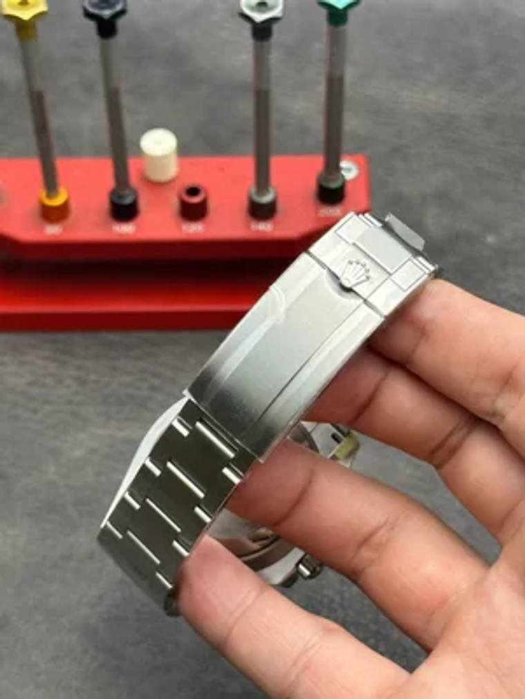 ROLEX OYSTER PERPETUAL DATE 3