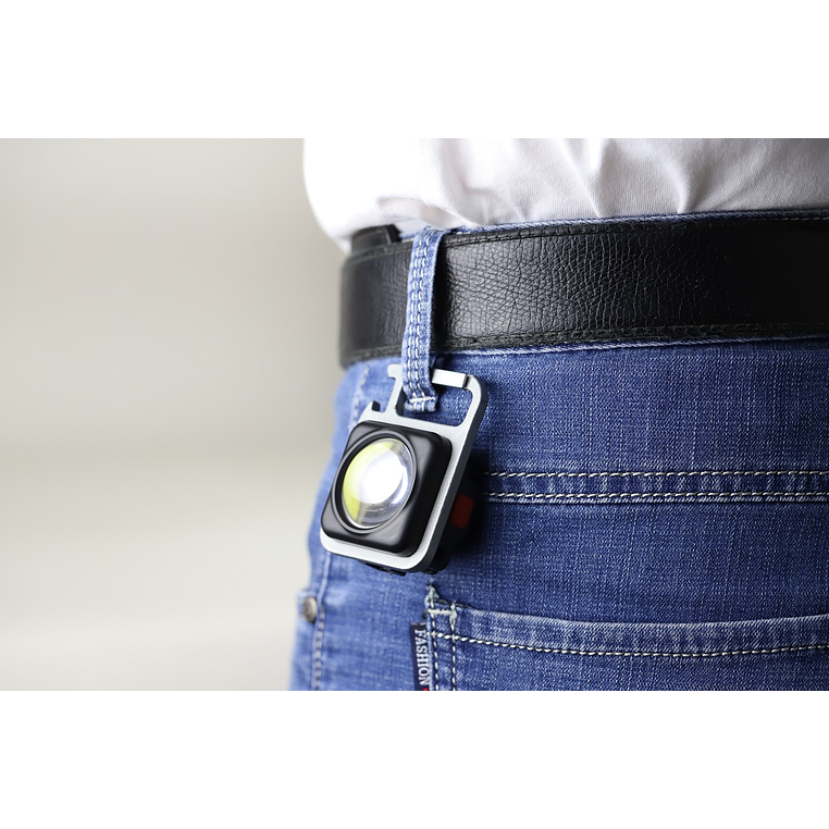 Linterna Mini Recargable 420 Lúmenes Westinghouse 3