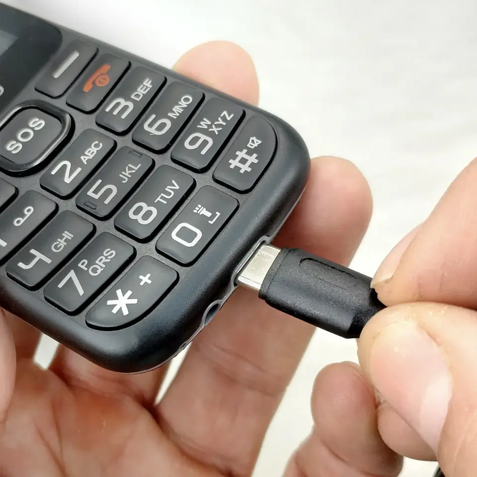 CELULAR ADULTO MAYOR SENIOR BAR 4G SOS 2,4