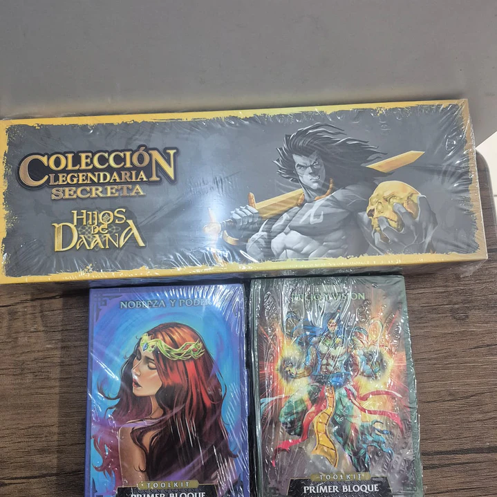 Pack Promocional Mitos y Leyendas - 2 Toolkits y 1 Colección Sagrada a elección 1