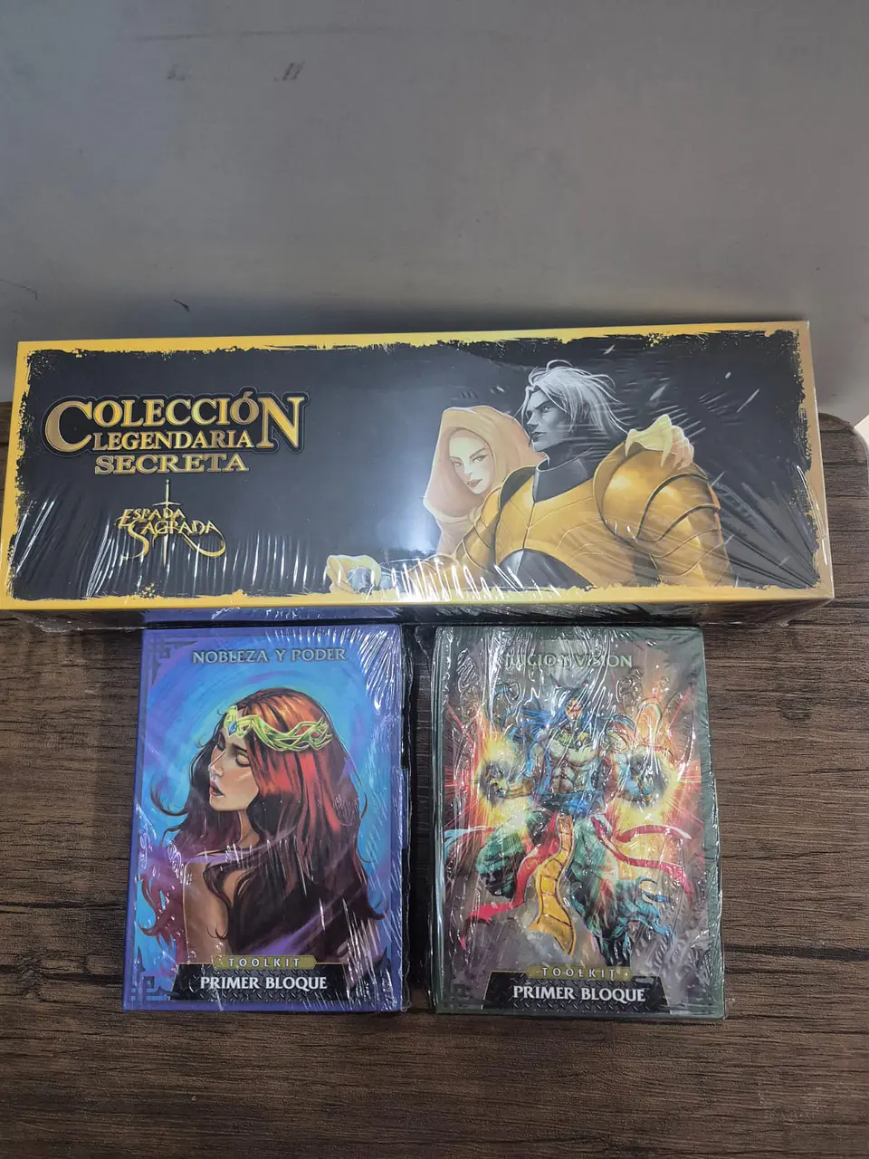 Pack Promocional Mitos y Leyendas - 2 Toolkits y 1 Colección Sagrada a elección 3