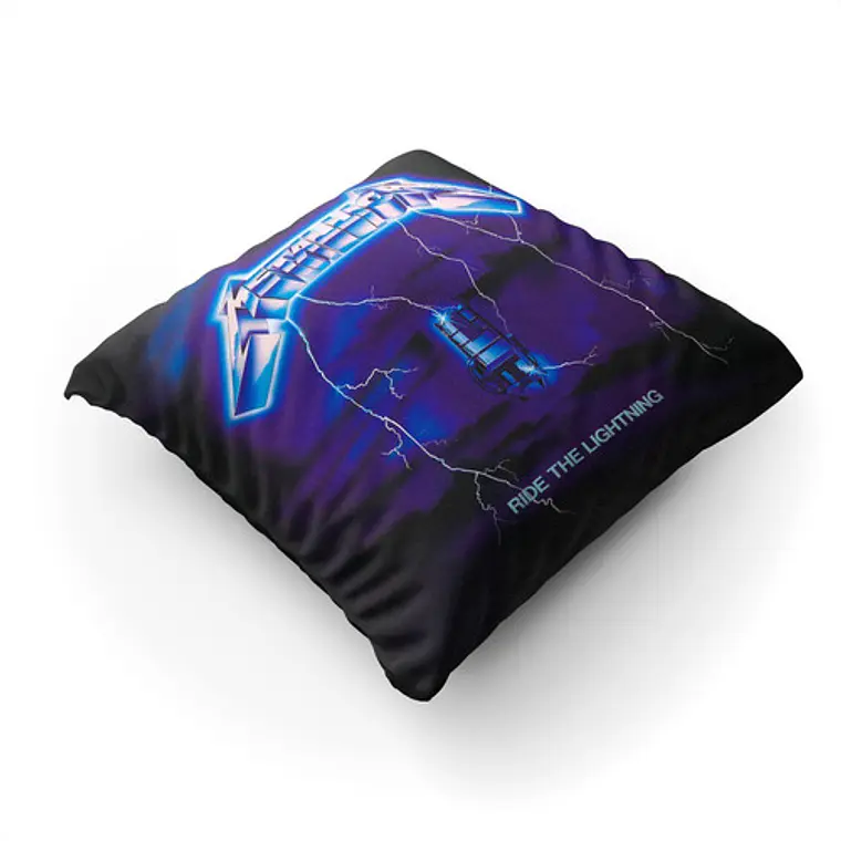 Cojín Metallica: Ride The Lightning 45x45cm Vudú Love  2