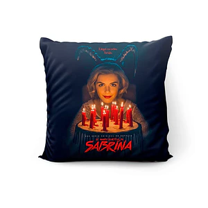 Cojín El Mundo Oculto De Sabrina 45x45cm Vudú Love 