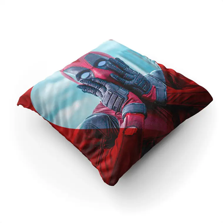 Cojín Deadpool  45x45cm Vudú Love  2