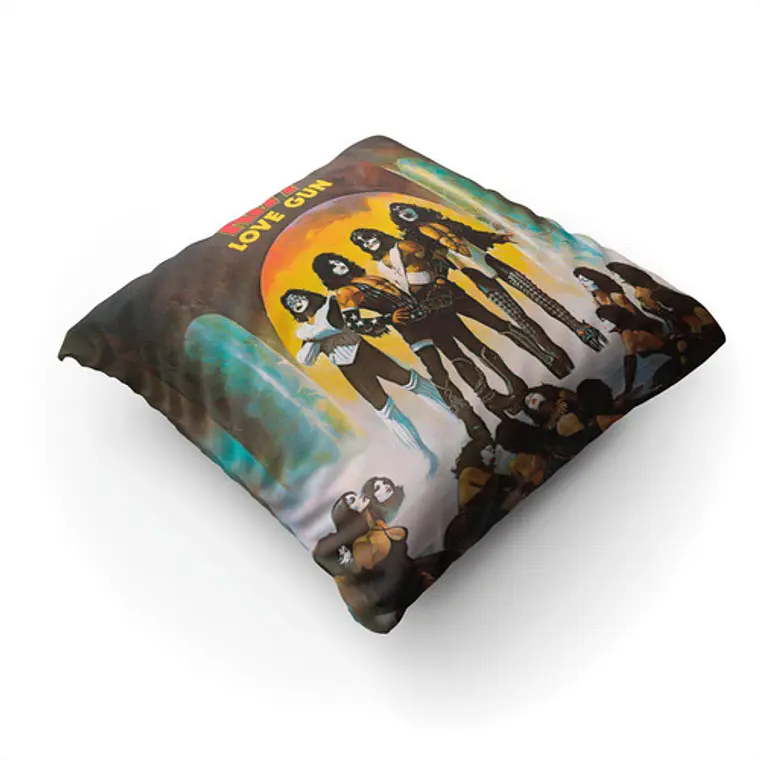 Cojín Kiss: Love Gun 45x45cm Vudú Love  2