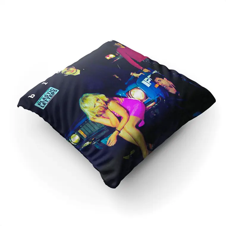 Cojín Blondie: Plastic Letters 45x45cm Vudú Love  2