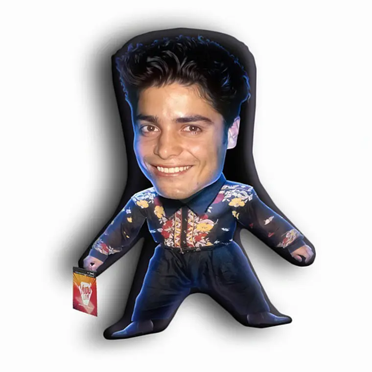 Cojín Chayanne “El Yogurín Chiquito” 40cm Vudú Love 1