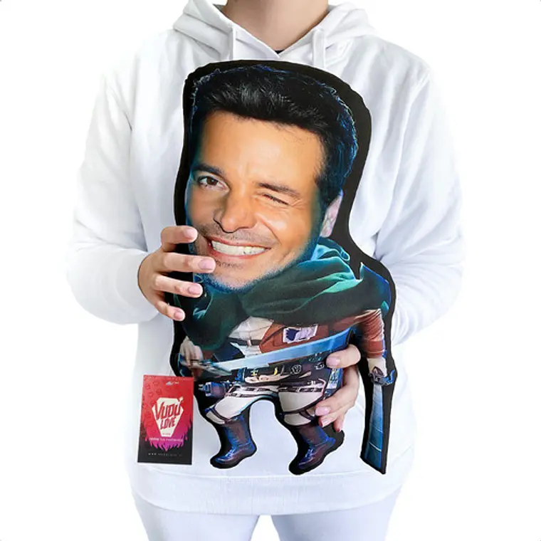 Cojín Chayanne “El Ackerman Chiquito” Attack On Titan 40cm Vudú Love 1