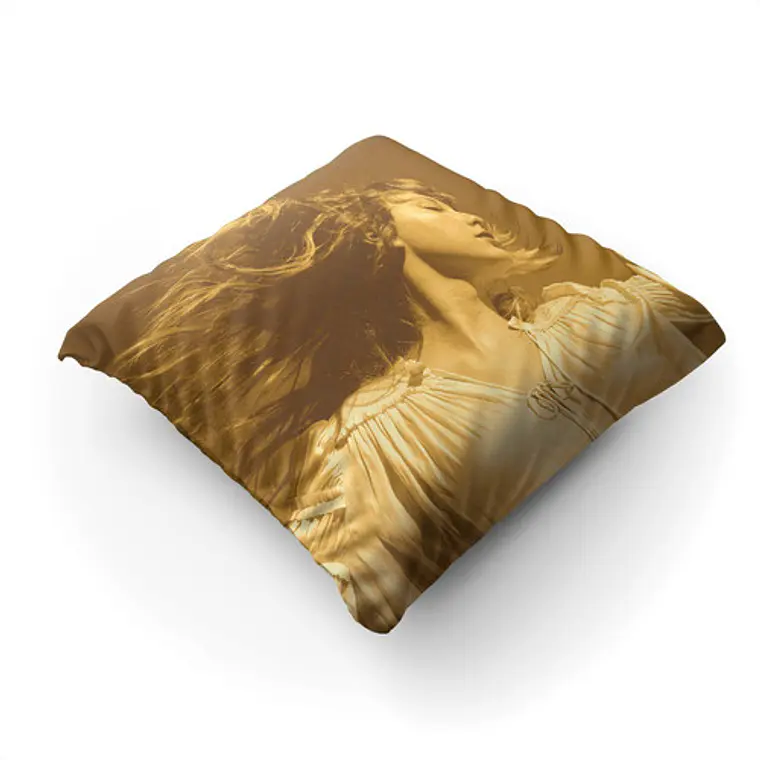 Cojín Taylor Swift: Fearless 45x45 Vudú Love 2