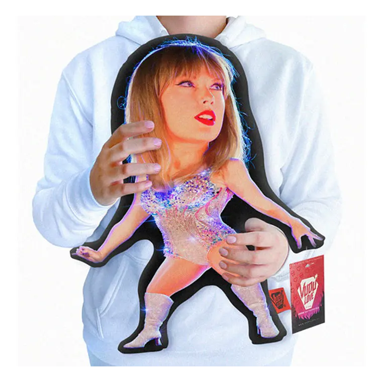 Cojín Taylor Swift “La Taylor Chiquita” 40cm Vudú Love 1