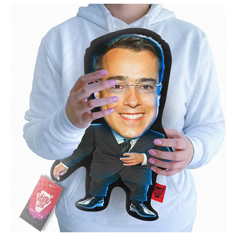 Cojín Don Armando Chiquito Betty La Fea 40cm Vudú Love 1