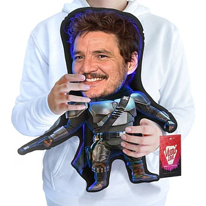 Cojín Pedro Pascal “El Mando Chiquito 40cm Vudú Love