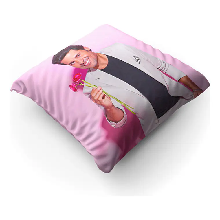 Cojín Chayanne 45x45cm Vudú Love  2