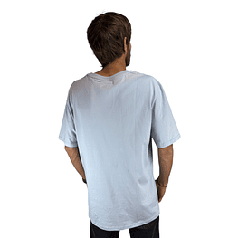 POLERA MC PLAIN POCKET CELESTE