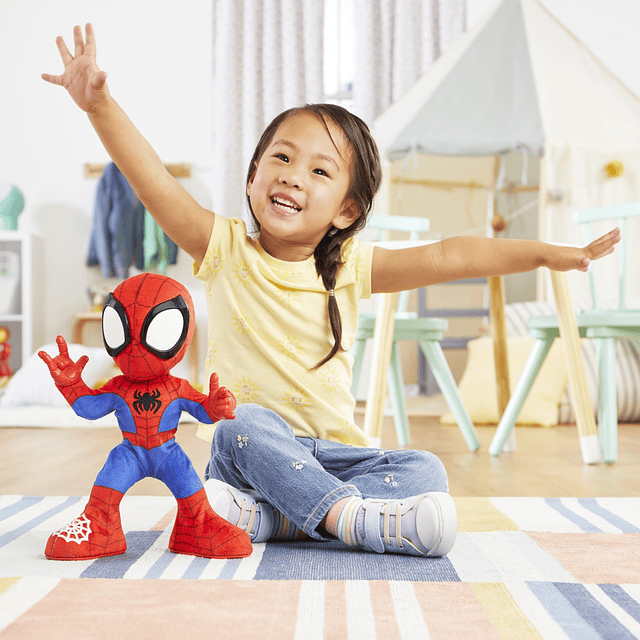 Marvel Dance 'N Crawl Spidey, juguete de peluche interactivo