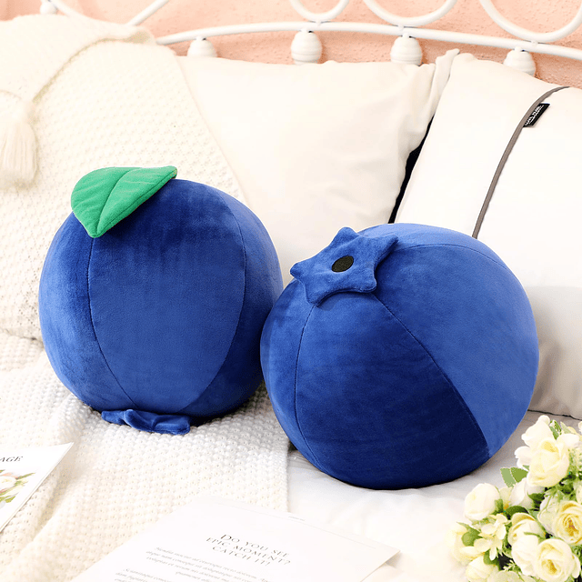 Almohada decorativa de felpa de arándanos con forma de fruta