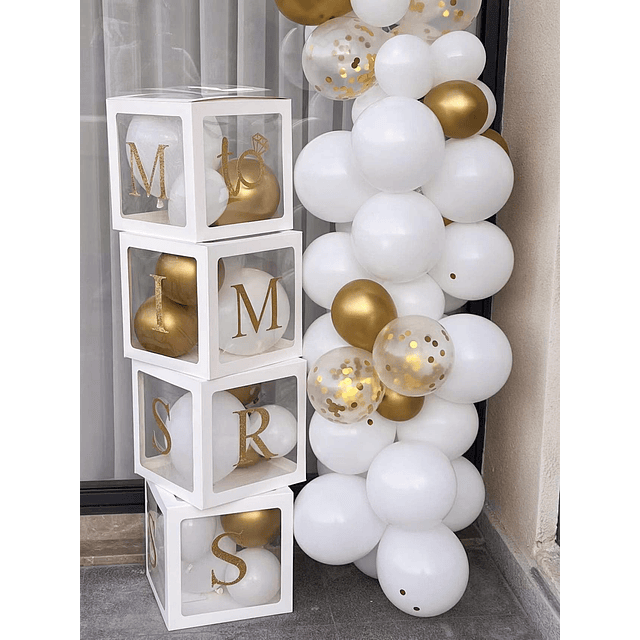 4 cajas de globos transparentes blancas con letras doradas b