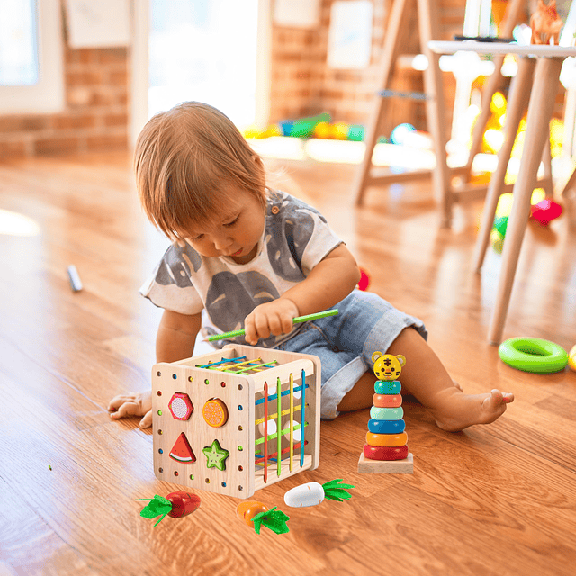 Clasificador de formas Cubos de actividades de madera, jugue