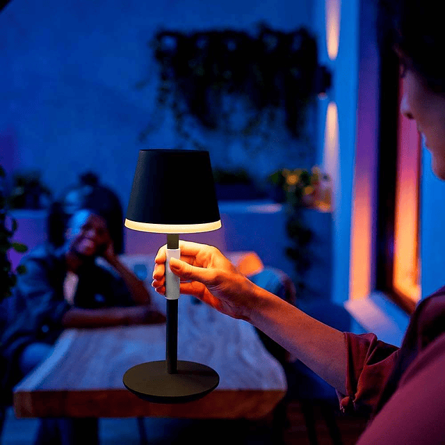 Lámpara de mesa portátil inteligente Go, negra - Luz LED que