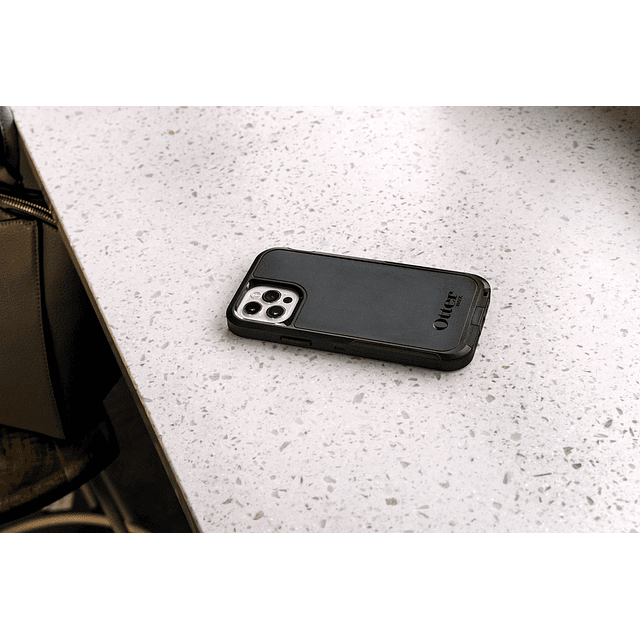 Estuche Defender Screenless Series para iPhone 14 Plus (SOLO