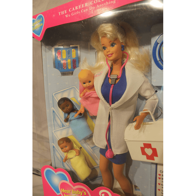 Muñeca Dr. con 3 muñecas bebé - Colección profesional de edi