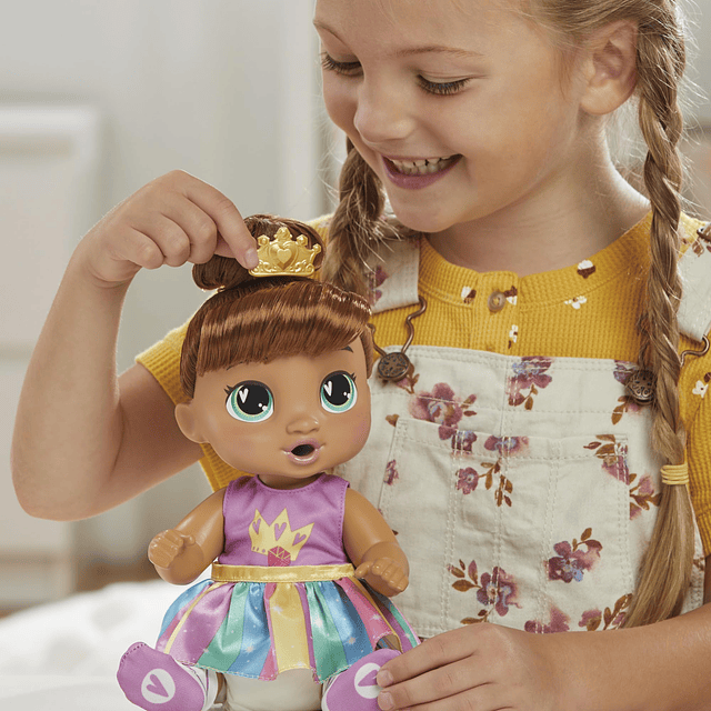 Super BFF Sophia Sparkle Brown Hair Dress Up Baby Doll Plays