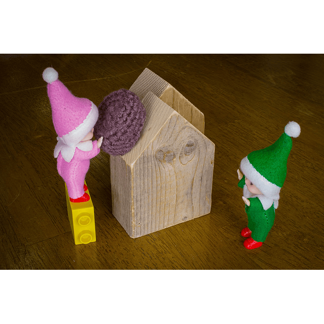 Muñeco Duende Bebé Navideño con Mono Verde