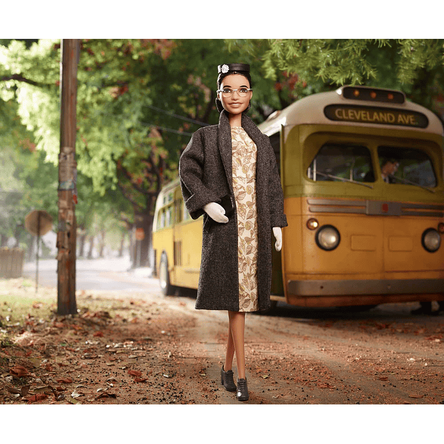 Muñeca coleccionable Inspiring Women Series Rosa Parks, con