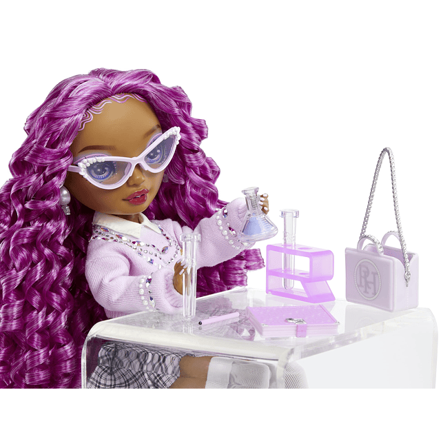 Lilac - Muñeca de moda morada con traje de moda, gafas y más