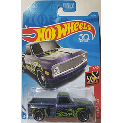 2018 50 aniversario HW Flames Custom '69 Chevy (púrpura) 11/