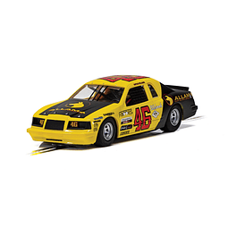 Ford Thunderbird 'Allama' #46 1:32 Slot Race Car C4088 Amari