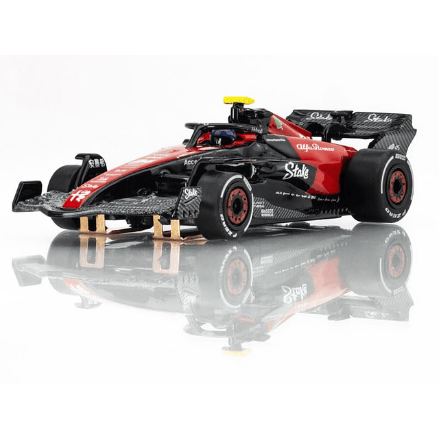 22084 2023 Alfa Romeo F1 Valterri Bottas #24 HO Slot Car Fór