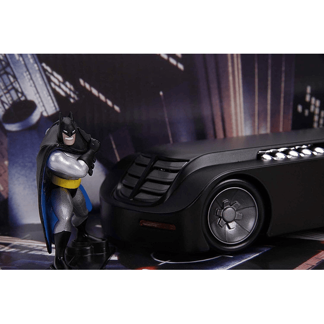 DC Comics 1:24 Batman Serie Animada Batimóvil Coche Fundido