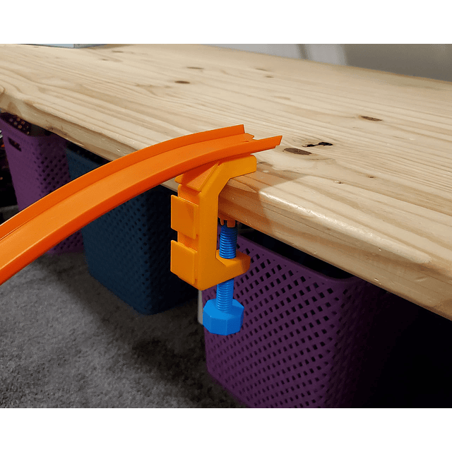 Abrazadera de pista C a escala 1/64, naranja, compatible con