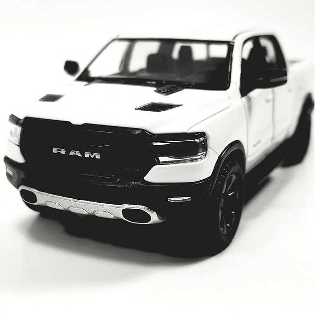 Camioneta pickup Kinsmart 2019 Dodge Ram 1500 blanca Camión