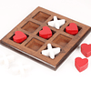 Juego de madera de corazón rojo y cruz Tic Tac Toe para amig