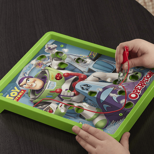 Operación Disney/Pixar Toy Story Buzz Lightyear Juego de mes