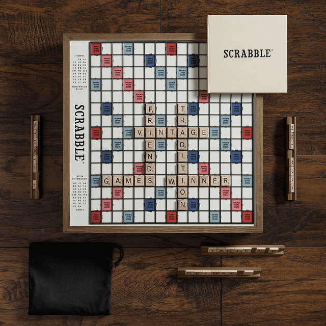 Scrabble Deluxe Vintage Edition con tablero de juego girator