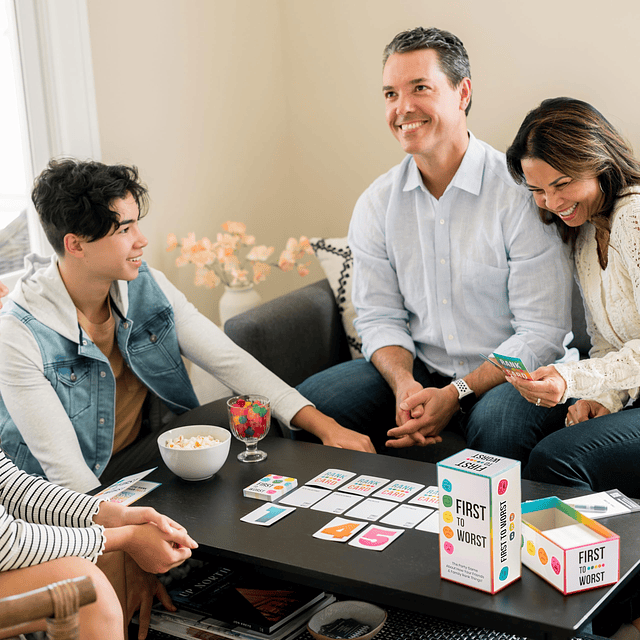 Juego de fiesta DEL PRIMERO AL PEOR el juego de cartas sobre