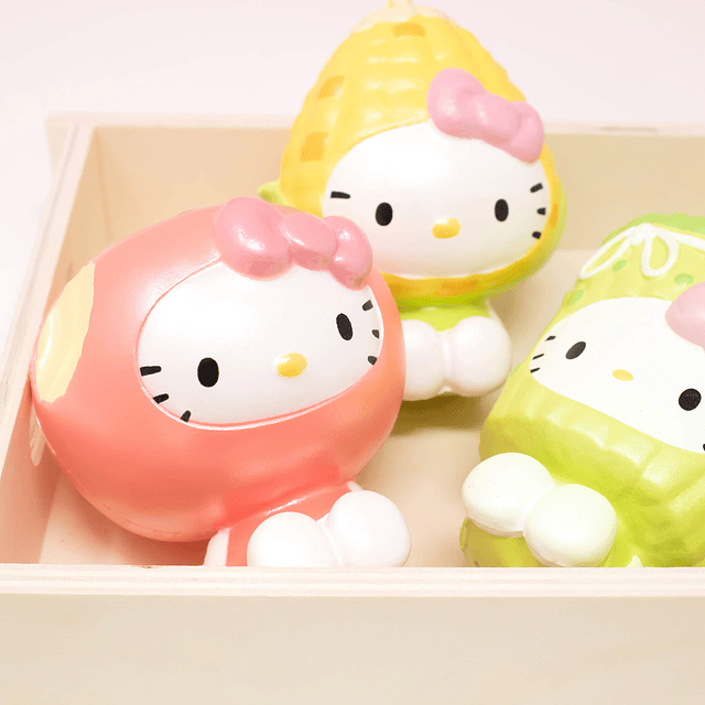 Squishy Sanrio Hello Kitty Fruit and Veggie Llavero de jugue