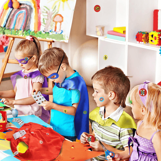 Capas y Máscaras de Superhéroe Rojas para Niños, Disfraces d