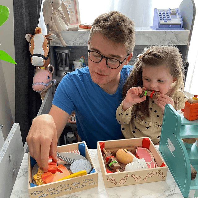 Caja de madera para carniceros: comida para jugar y juguetes