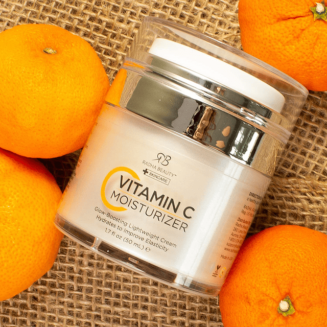 Crema hidratante con vitamina C que potencia el brillo, 1.7