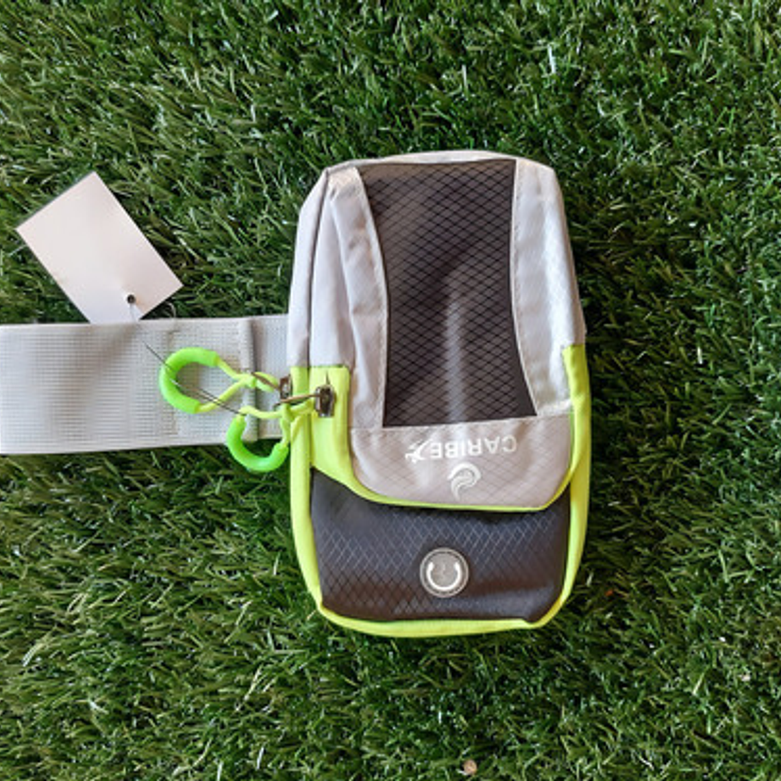 Bolso Deportivo Caribe Brazo Plateado Resistente Al Agua Para Teléfonos 6.8 Pulgadas 6