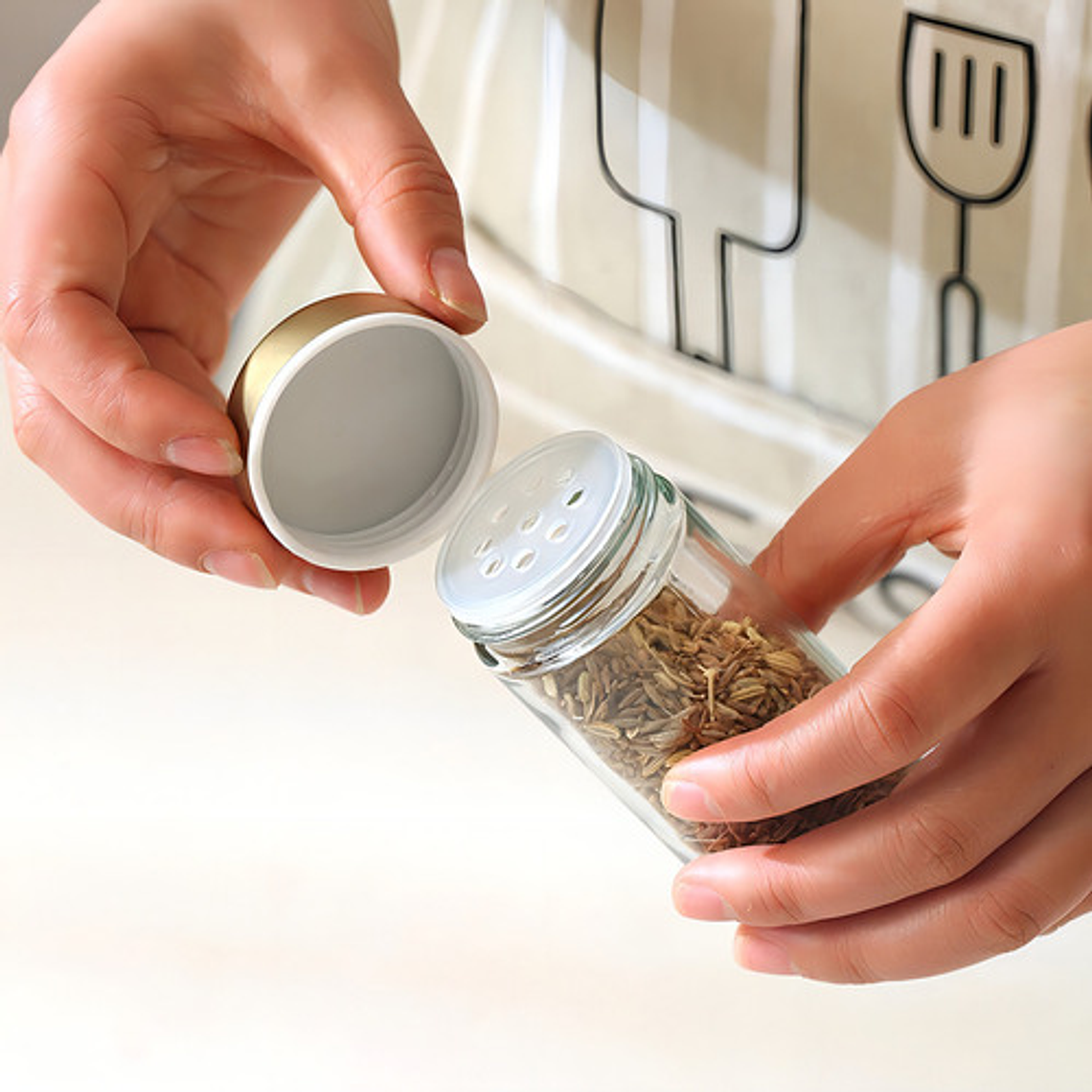 Especiero Giratorio Pettish Madera Bambú 3 Niveles 12 Frascos Vidrio Acero Dorado 2