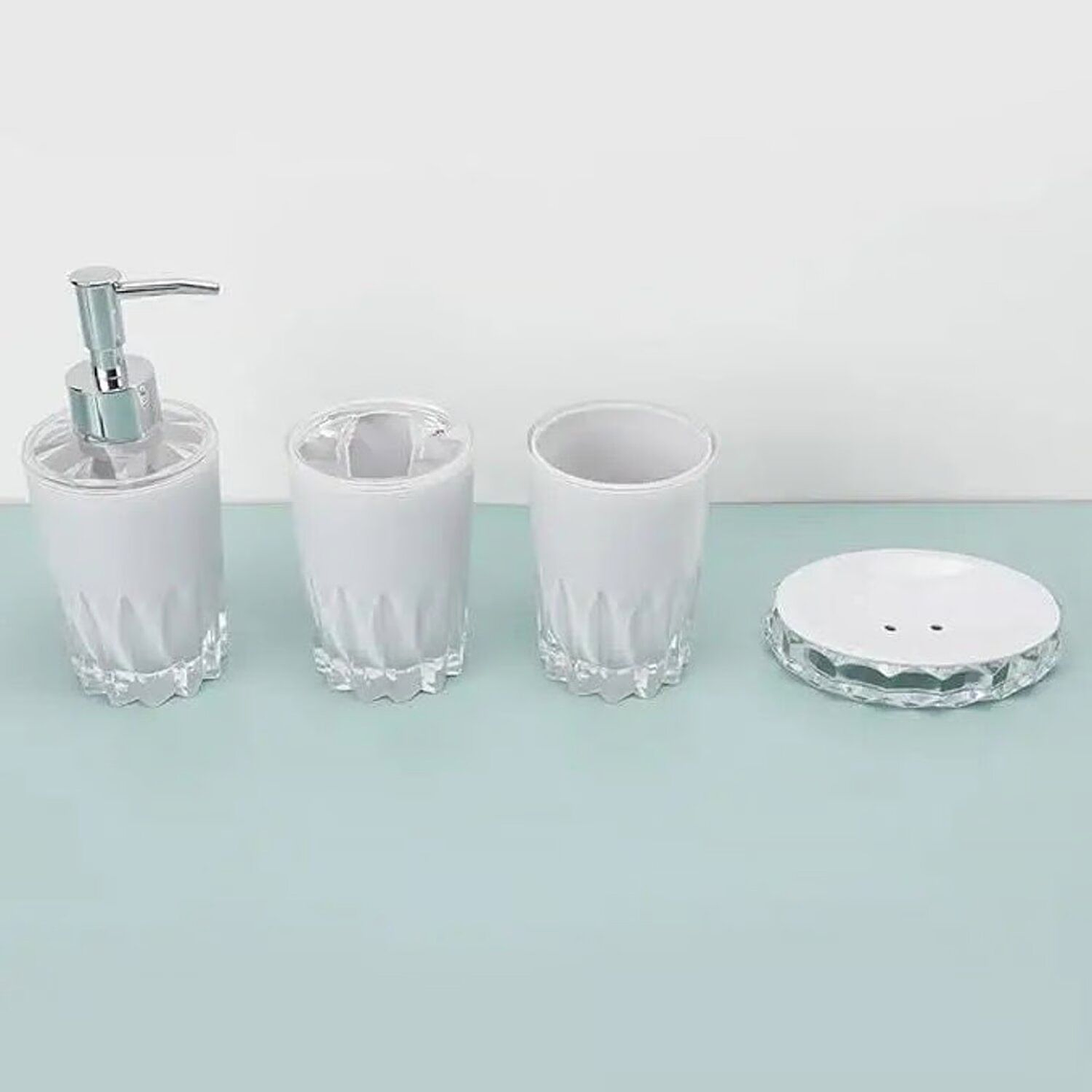 Set De Baño 4 Piezas color Blanco 3